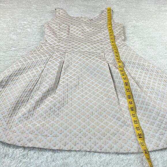 LMD sleeveless cream floral embroidered dress, size snakk - Picture 4 of 9